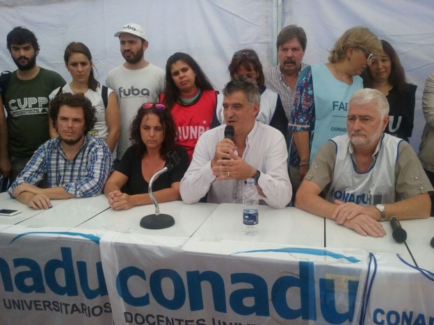 CONTUNDENTE PARO NACIONAL DE CONADU