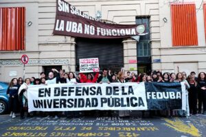 onda en defensa de la universidad pública.