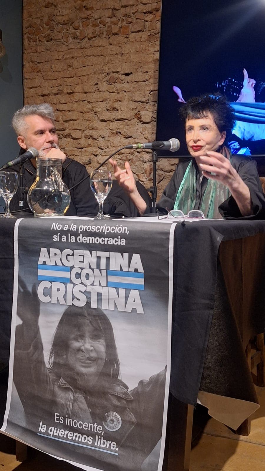 la brújula en la cabeza